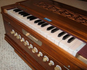 Harmonium - Keyboard